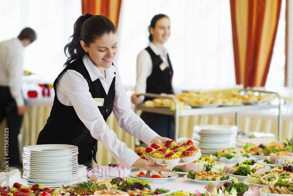 Caterers & waiters service Icon